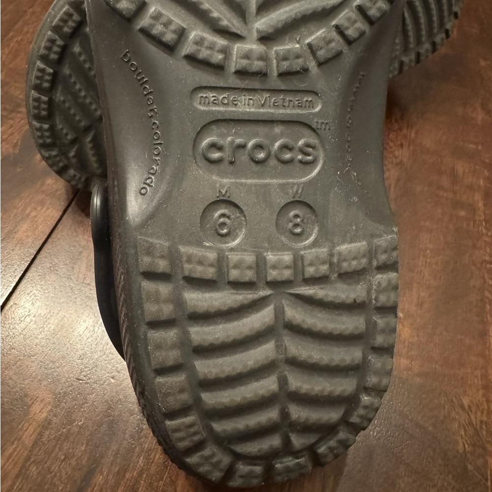Disney Halloween Crocs - Picture 2 of 4